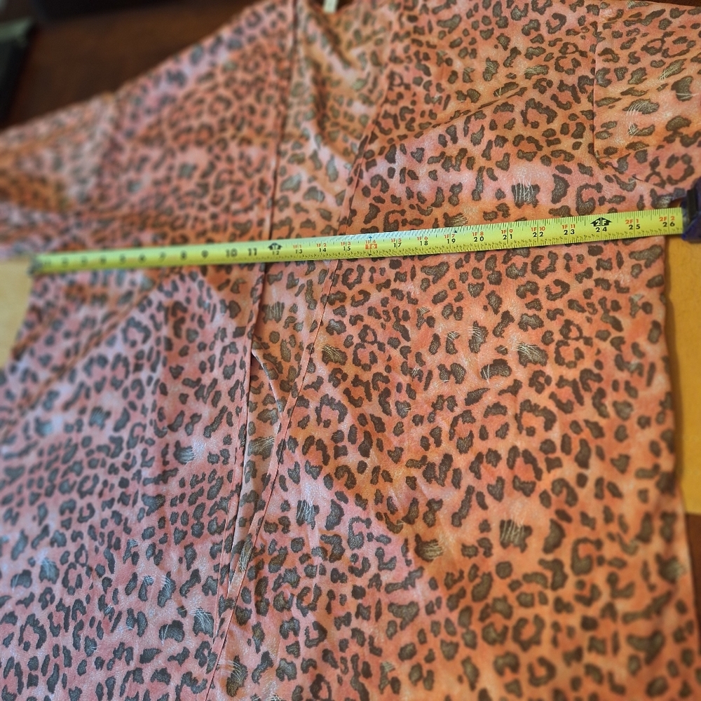 NICE! Pinkish Coral Leopard Print Kimono Sz Large By mts - Picture 13 of 16